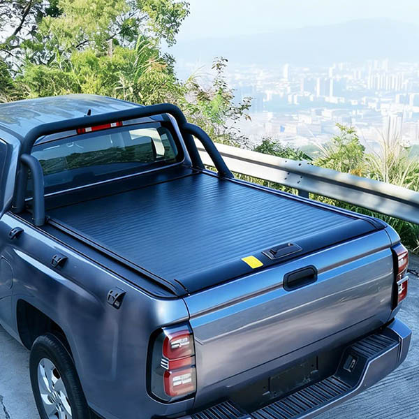 Pickup Roll-Up Tonneau Cover